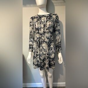 Club Monaco Black and White Long Sleeve Sheath Dress Preloved
